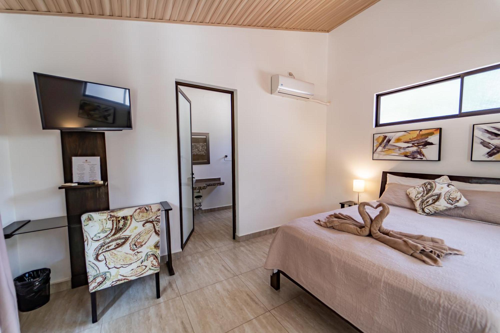 Perlitas Playa Hotel Sámara